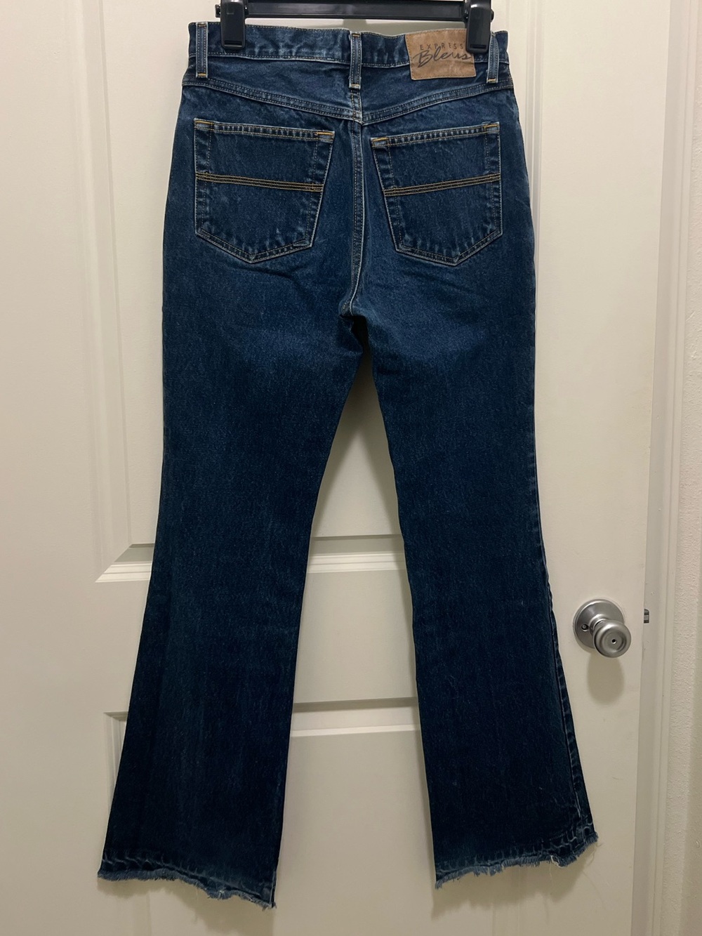Express Bleus 100% Cotton Women’s Dark Blue Moda Flare Jeans